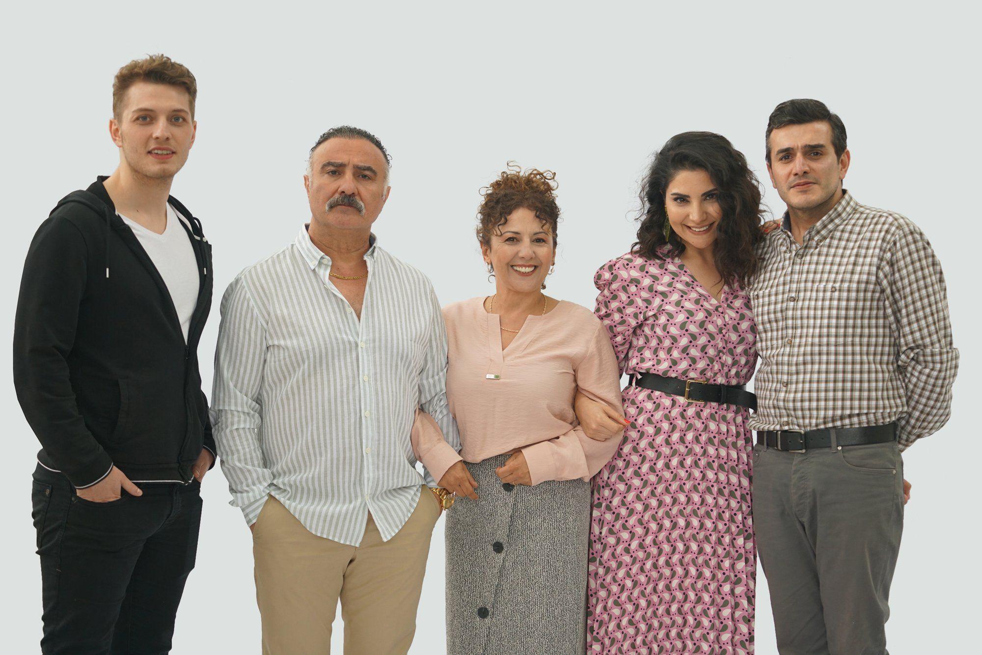 مسلسل يا اسفى على شبابى الموسم 1 الحلقة 1 الأولى مترجمة