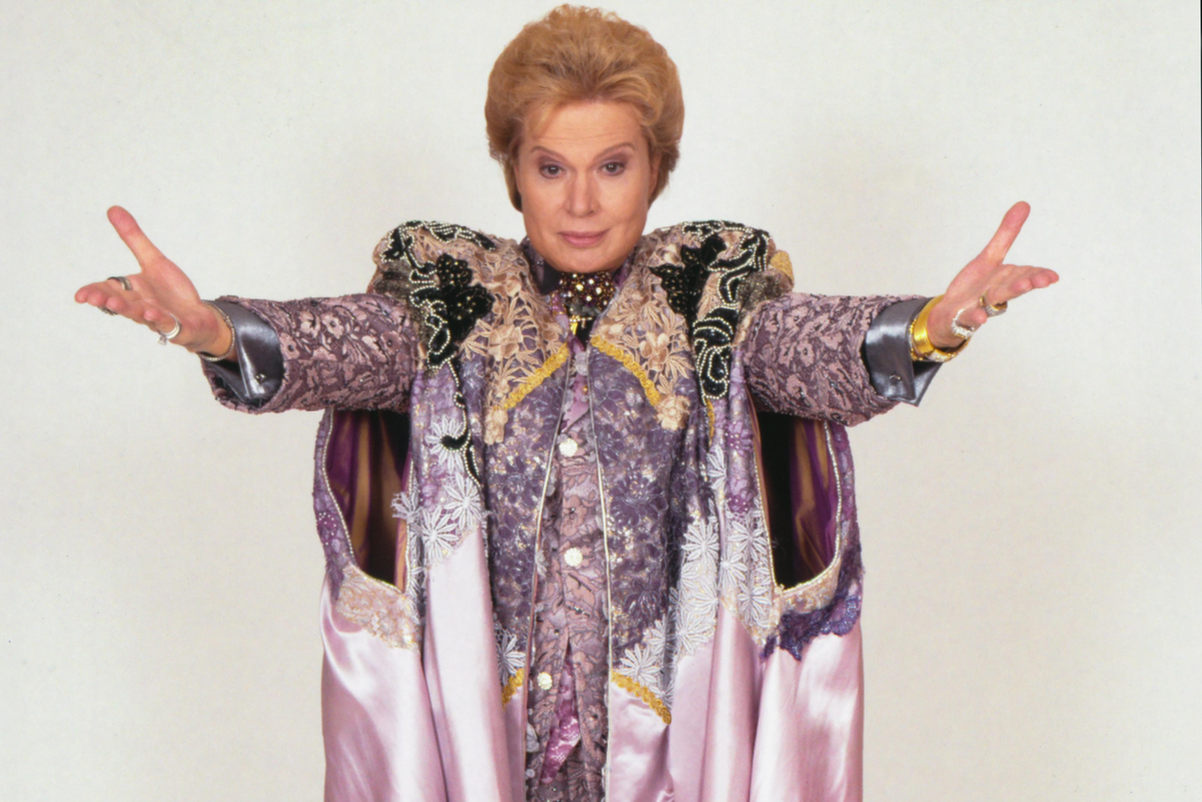 مشاهدة فيلم Mucho Mucho Amor The Legend of Walter Mercado (2020) مترجم