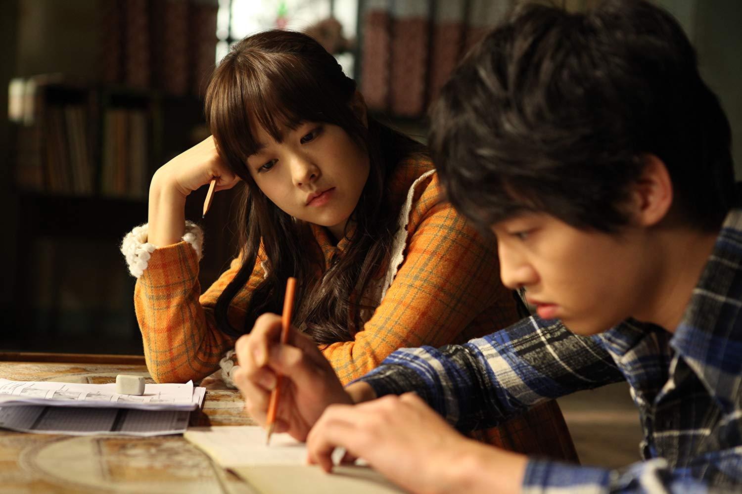 مشاهدة فيلم A Werewolf Boy (2012) مترجم