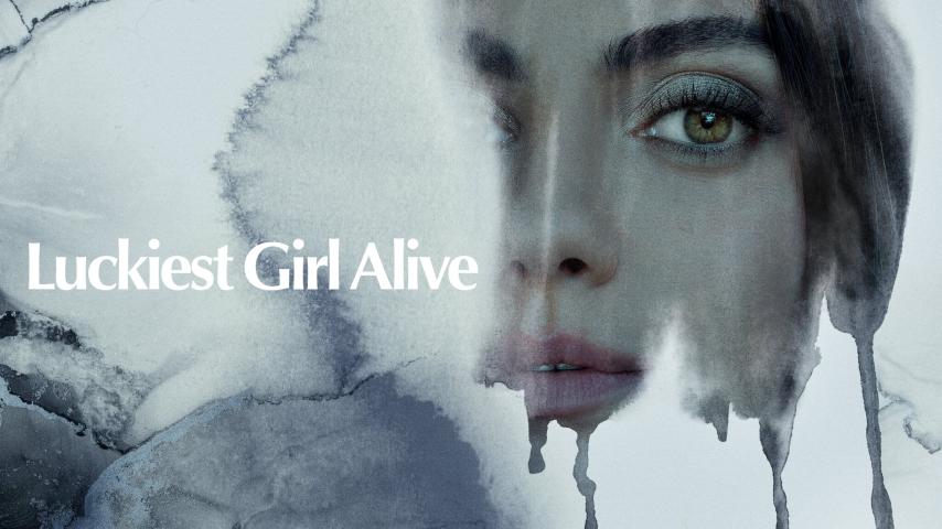 مشاهدة فيلم Luckiest Girl Alive (2022) مترجم